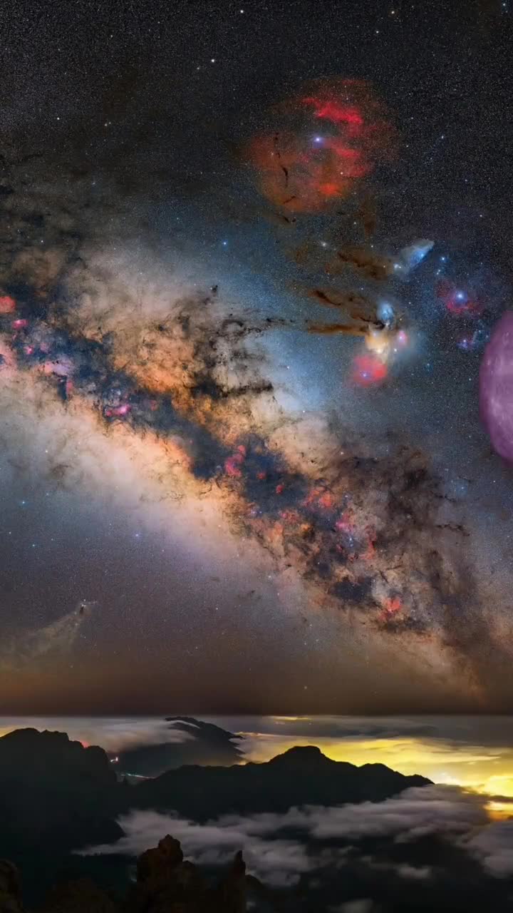 假如一颗直径5000千米的流浪小行星距离地球十万公里的地方飞过你能看到这样的场景