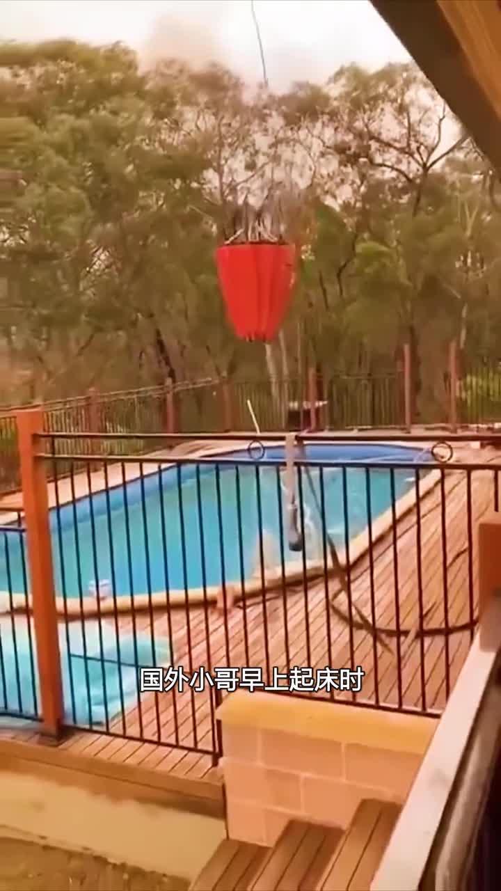 直升机取水的原因