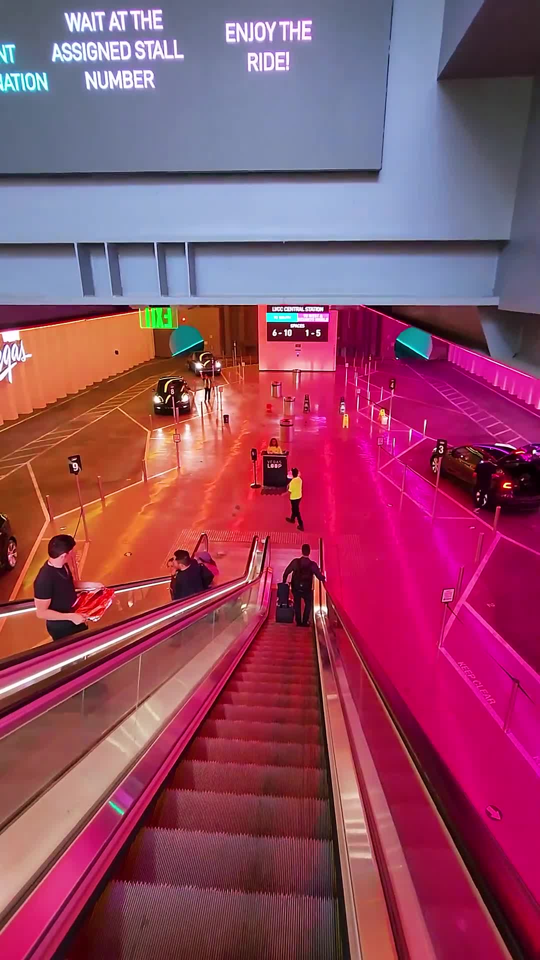 拉斯维加斯的特斯拉隧道