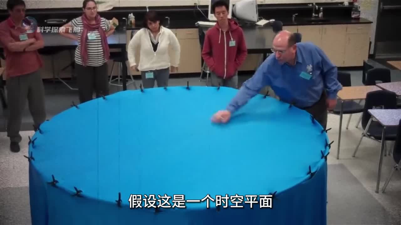 天体引力是如何形成的它又是如何影响宇宙的时空曲率