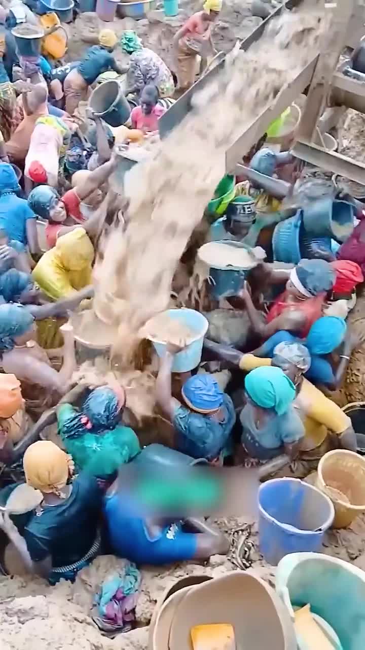 刚果妇女为什么要接水