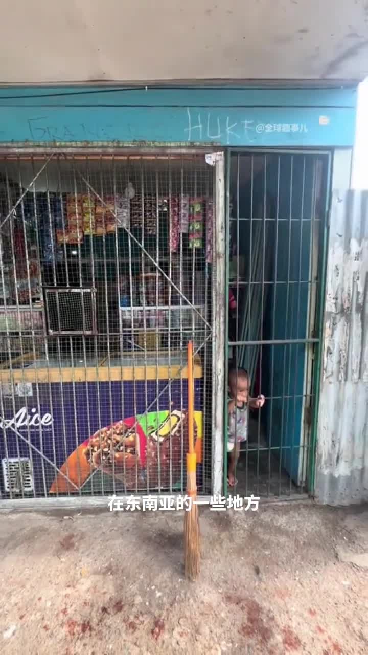 为什么小卖铺都装铁栅栏背后原因让人意想不到