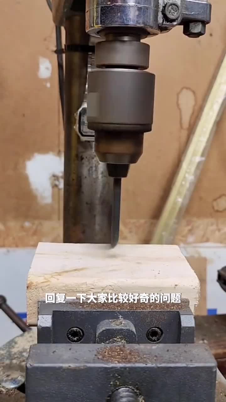 为什么在木头上摩擦生热却无法点燃木头