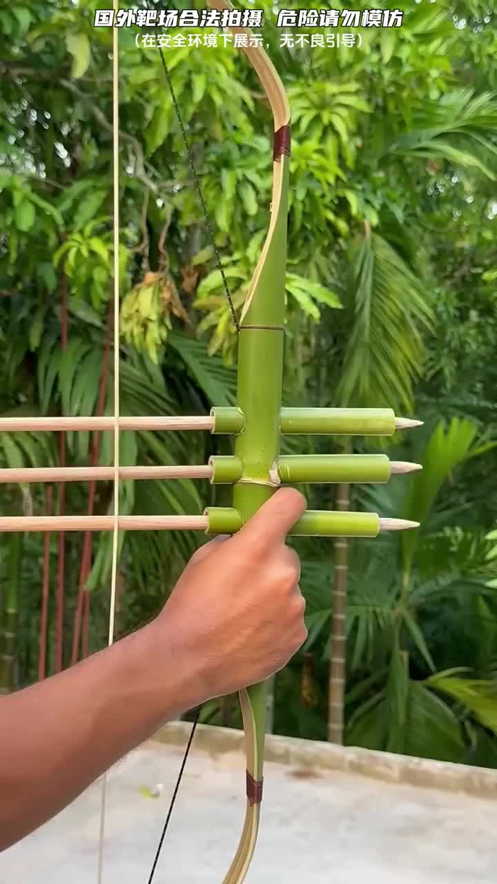 民间大神手搓竹制武器