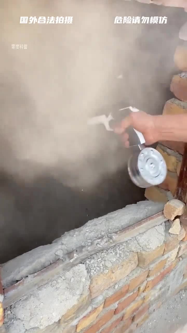 巴铁手搓全自动小作坊下料就是猛