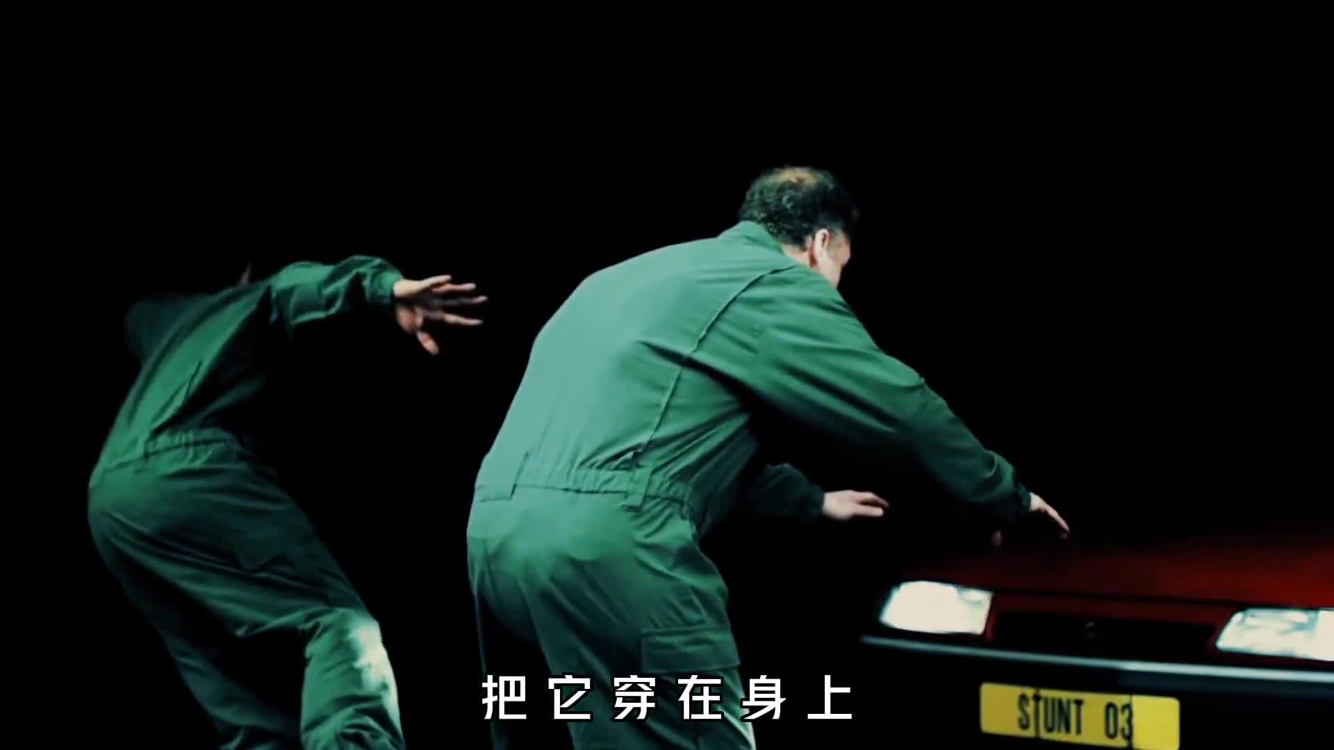 地球上最强防御究竟有多可怕穿在身上被车撞飞仍安然无事