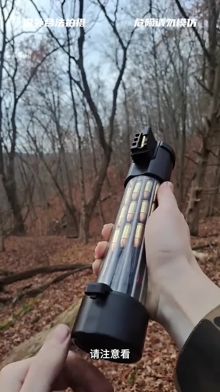 野牛冲锋枪与p90冲锋枪独特的供弹方式