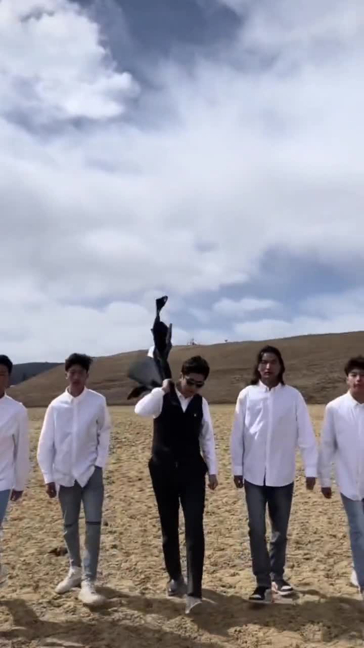 今晚八点直播间见人民文旅超超带你走进侠客局长刘洪的江湖