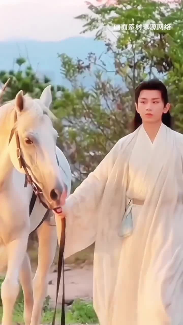 一起游珠海珠海市位于广东省南部珠江出海口西岸1012月是珠海的最佳旅游季节适合到珠海的各岛屿上度假探险和徒步跟着