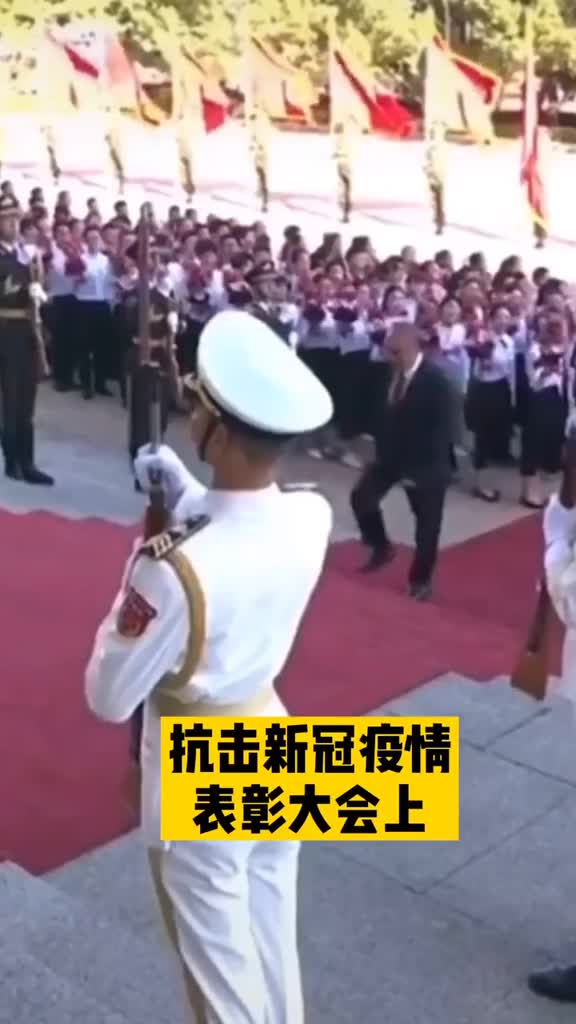 泪目这位身患渐冻症却依然奋斗在抗疫一线的人民英雄向他致敬