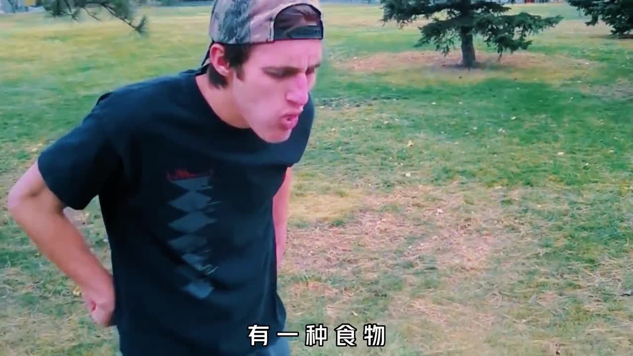 让鲱鱼罐头都甘拜下风堪称臭味黑暗料理之王腌海雀