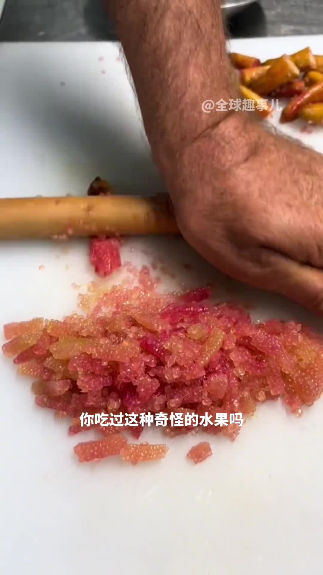 色彩斑斓的指橙被誉为水果鱼子酱的神奇指橙你尝试过吗