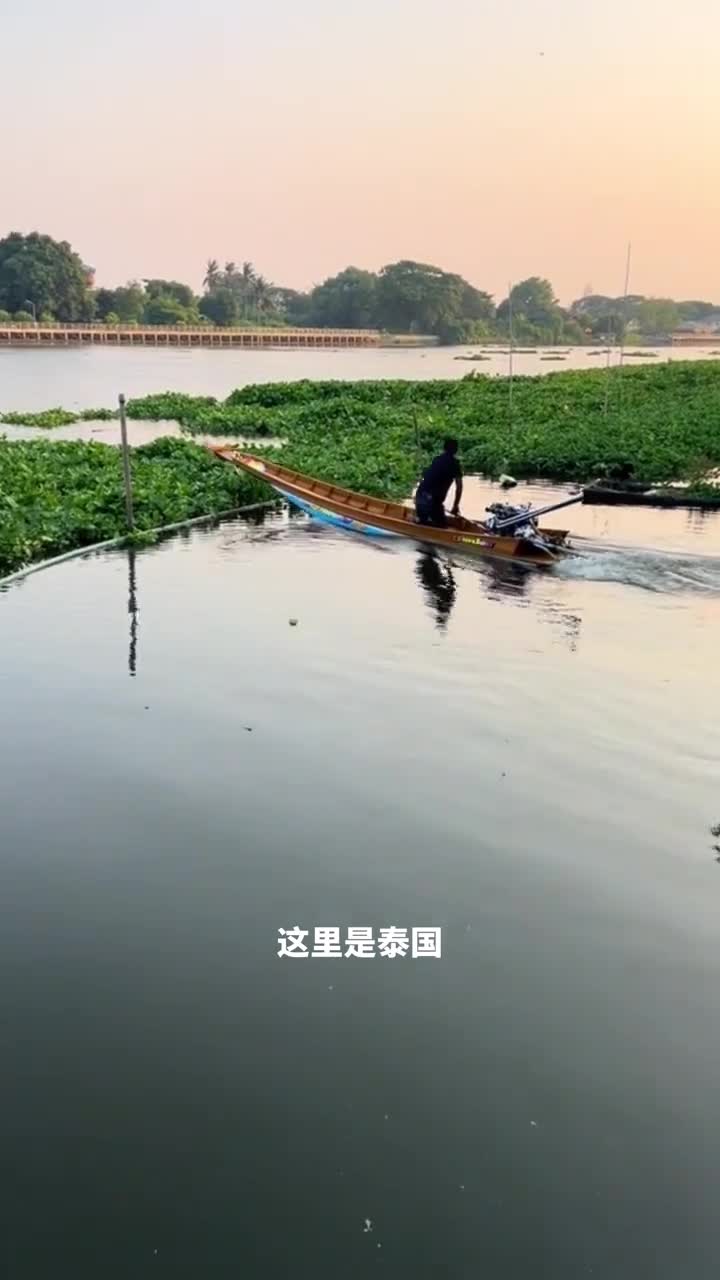 泰国水上跑车泰国长尾船的狂野魅力