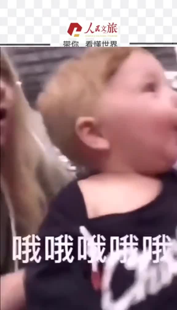 进了超市的小孩这表情