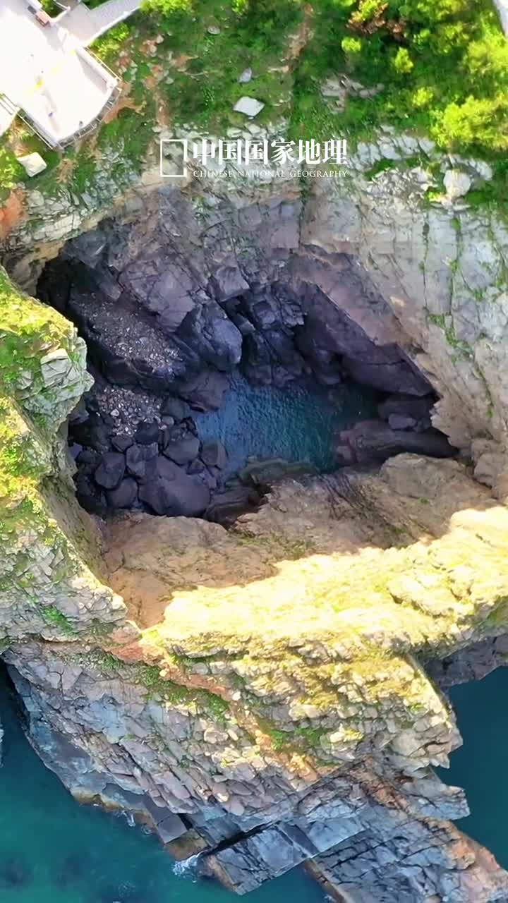 新的一周愿你顺心如意喜气盈门今天是2025年2月10日乙巳年正月十三星期一祥蛇纳福至新景映春晖新的一周愿你顺心如意喜气盈门