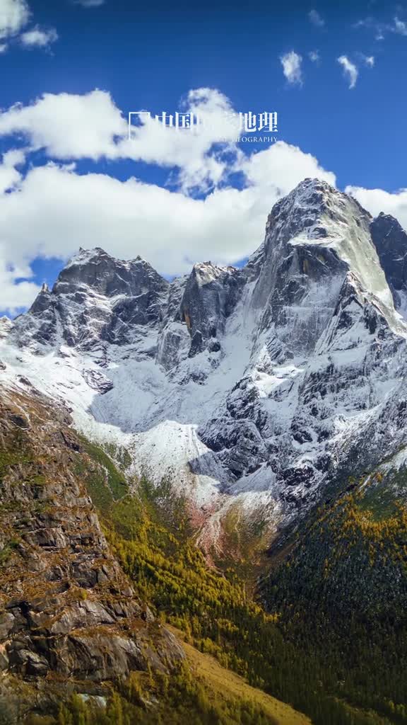 早安你若安好便是晴天今天是2024年10月27日甲辰年九月廿五星期日时光如水总是无言想要得到这世间最好的东西就得让世间看到最好的你告诉自己风吹雨打知生活苦尽甘来懂人生早安你若安好便是晴天