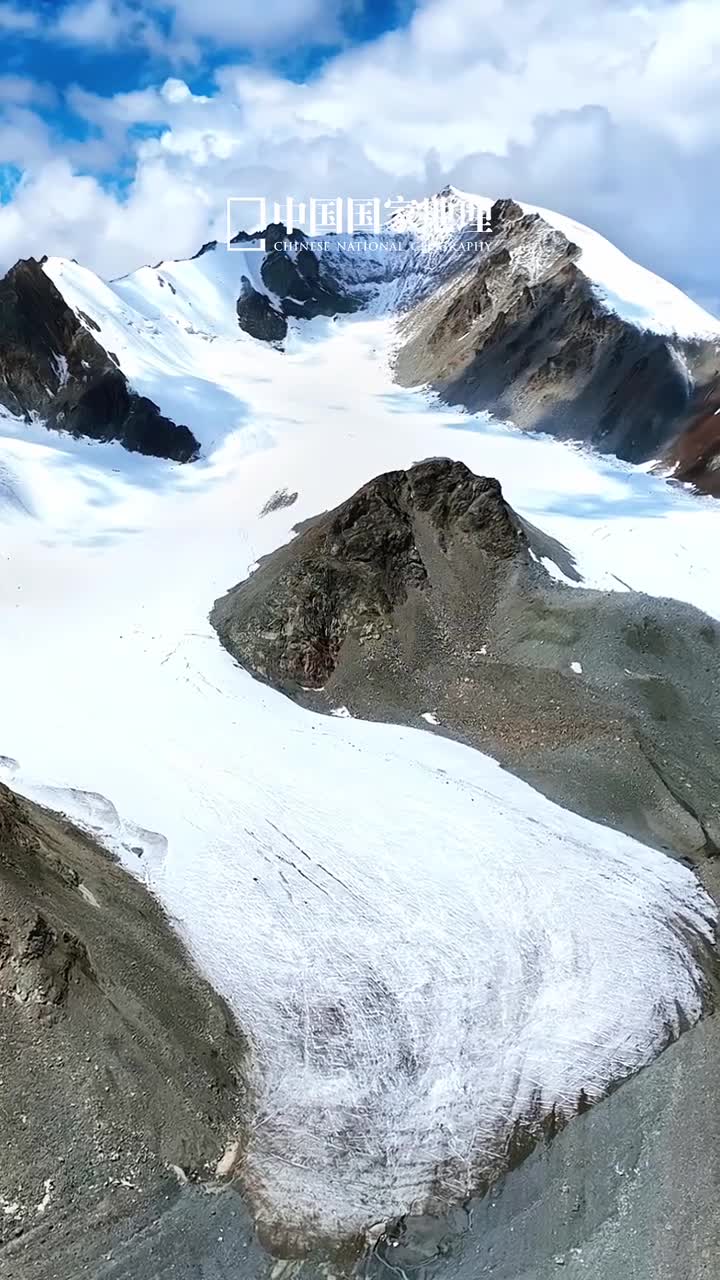 新的一天愿你日有小暖岁有小安今天是2025年1月14日甲辰年腊月十五星期二心有所期目有所盼新的一天愿你日有小暖岁有小安