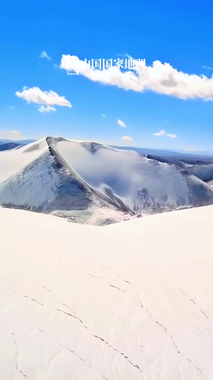 新的一天愿你早晚珍重岁岁平安今天是2025年1月24日甲辰年腊月二十五星期五心中藏暖阳生活有期盼新的一天愿你早晚珍重岁岁平安