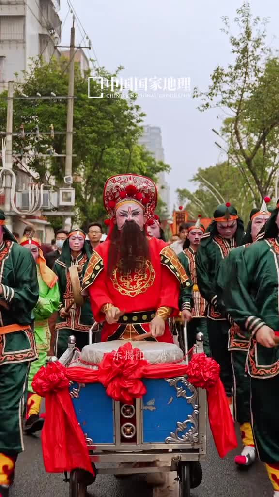 带你感受广东潮汕地区的年味中华战舞英歌舞太潮了