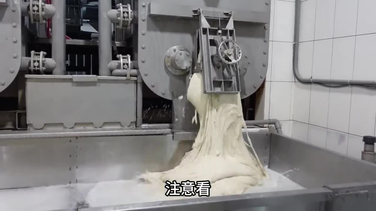 揭秘方便面工厂的加工过程