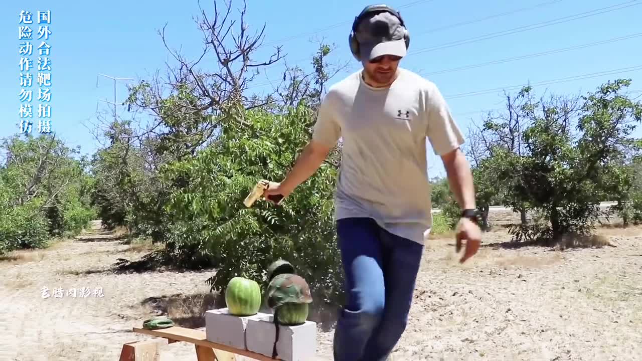 美国和大白熊家的现役头盔哪家强