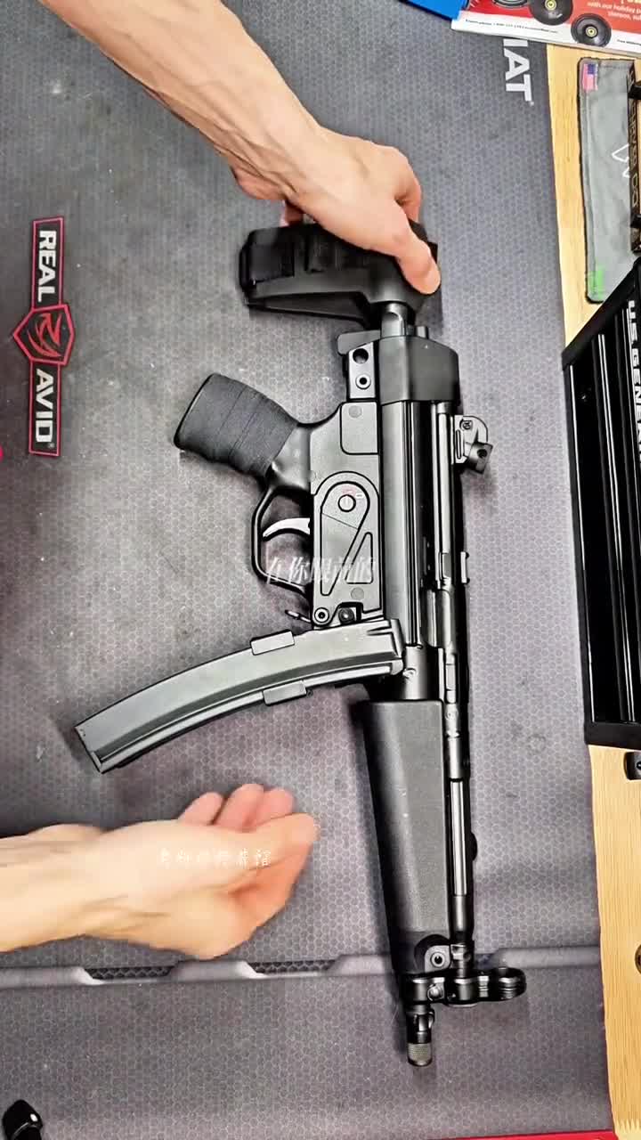 号称世界十大冲锋枪之首的MP5都有哪些实用配件