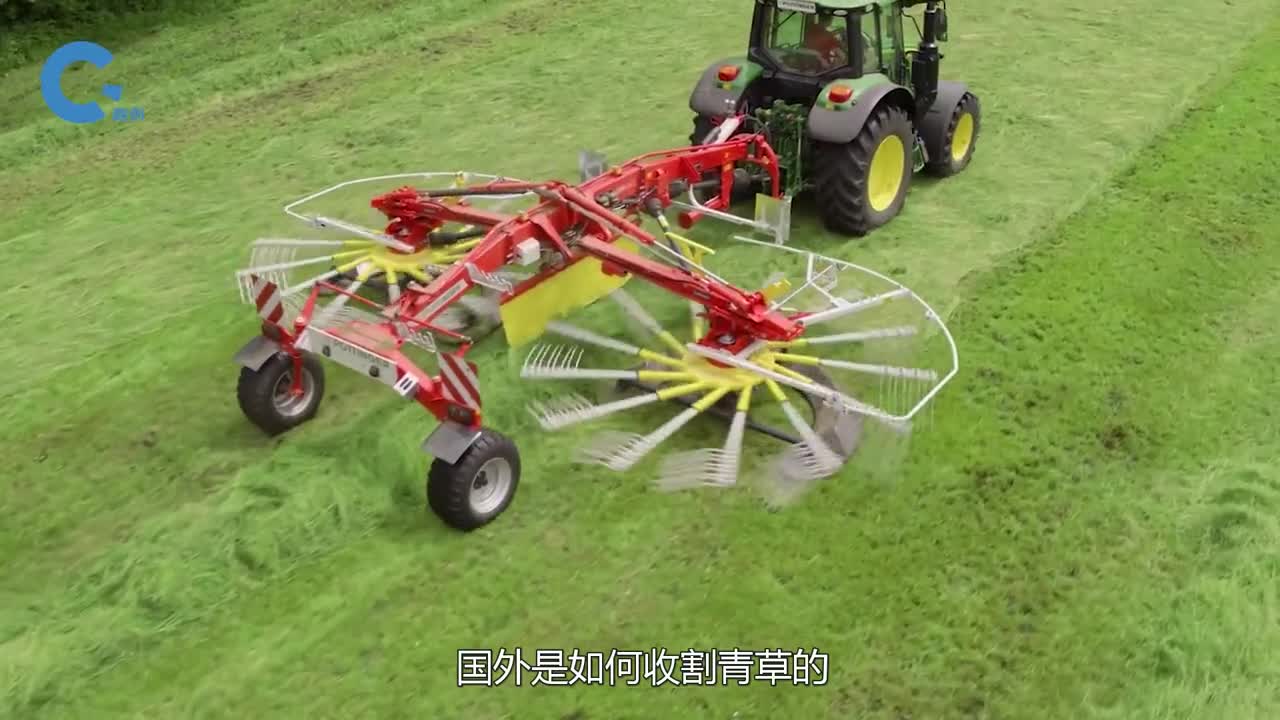 上百根犁草棍高速旋转轻松收割青草