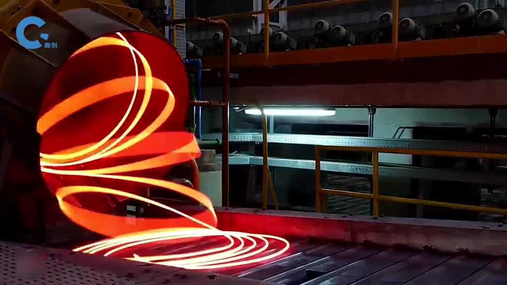 不可思议的热轧线材金属线圈像彩虹圈一样被吐出来