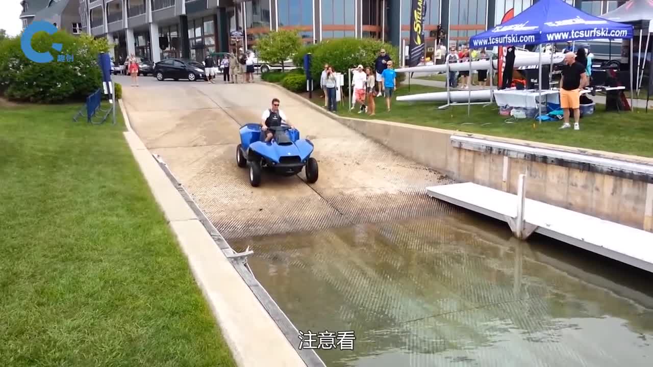 不可思议的两栖摩托车变形仅需五秒钟
