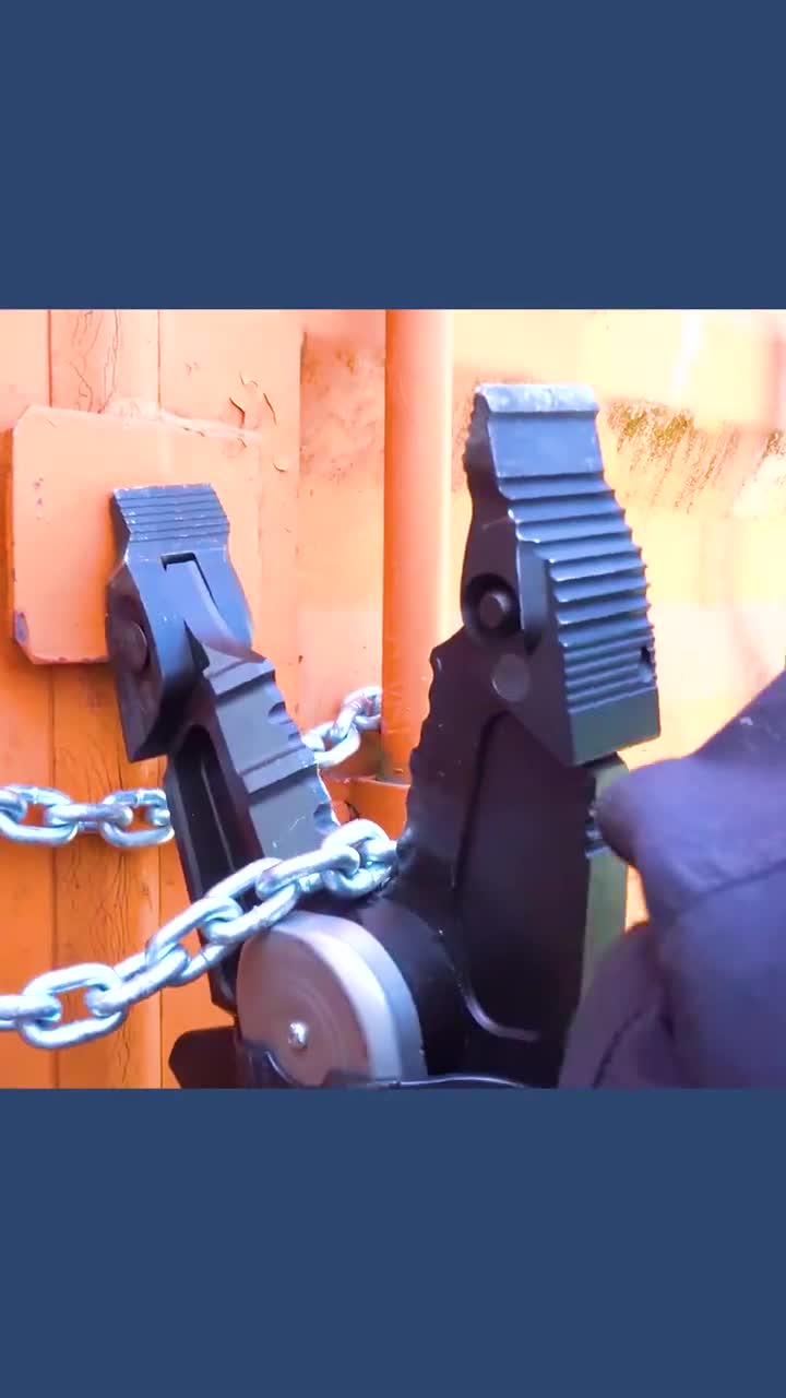 不可思议的救援液压钳夹紧能剪断钢筋展开能撑起上千斤的石头