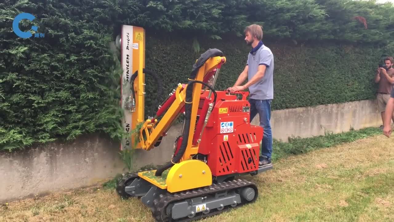 不可思议的松树修剪机把植被修成一条直线