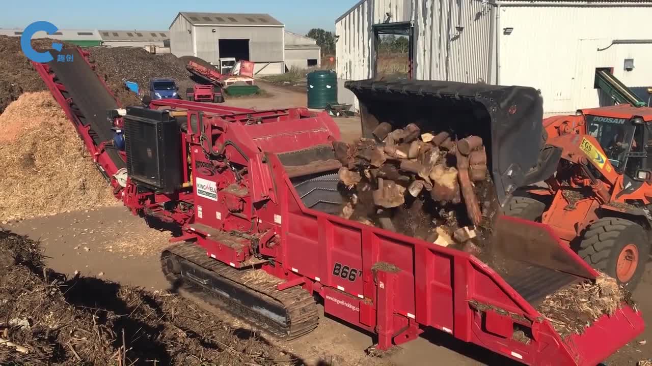不可思议的木头研磨机能把木头粉碎成木头渣