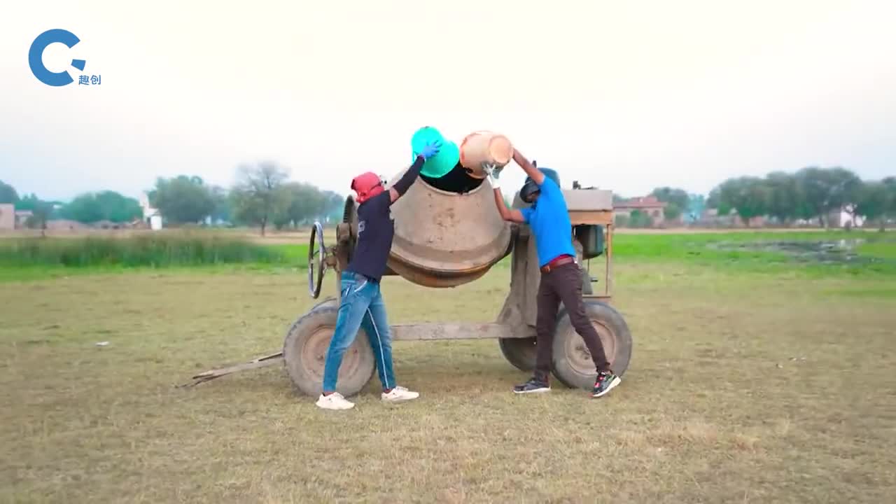 100根橡皮筋能将汽车勒断吗牛人亲测汽车是不是玩不起