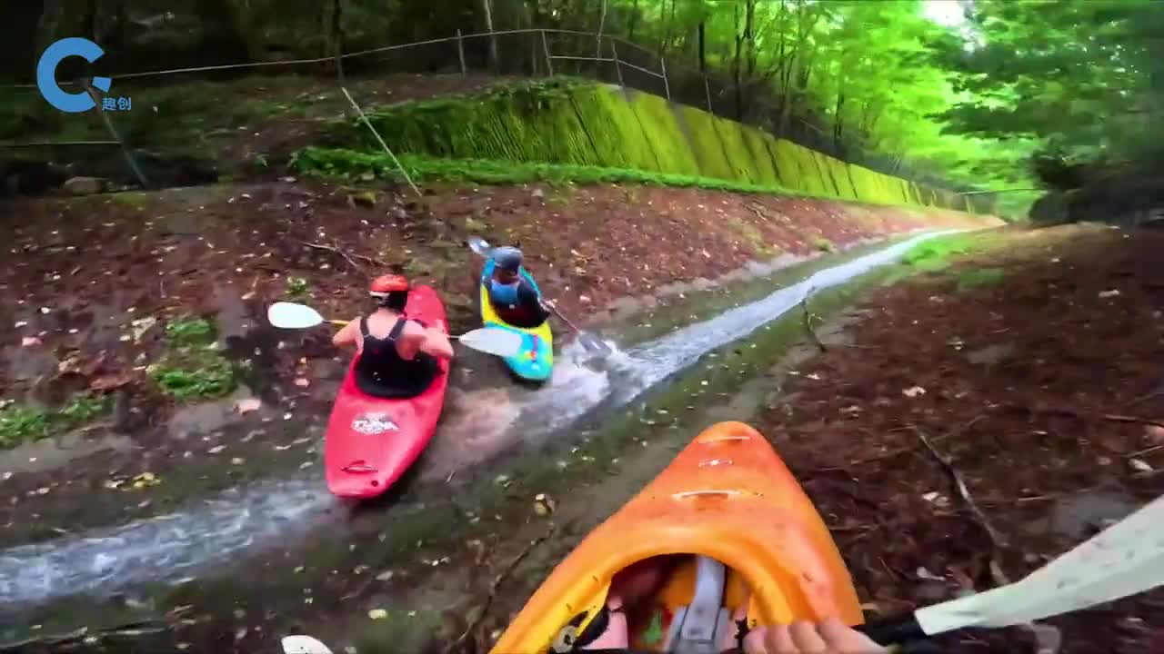 不可思议的皮划艇水沟赛最大时速可达72千米