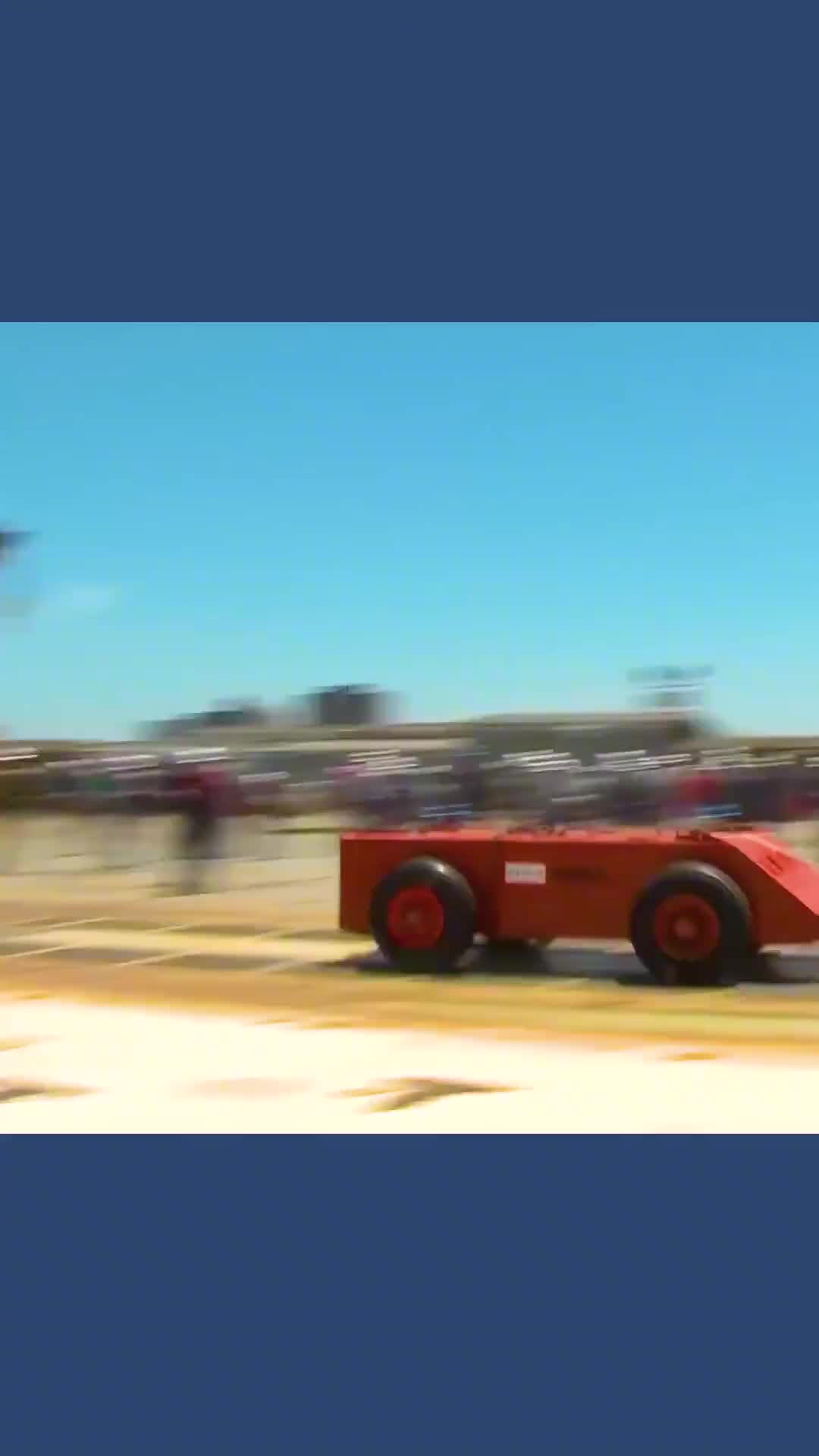 不可思议的电磁弹射让小车代替飞机用磁场把它从甲板上推出去