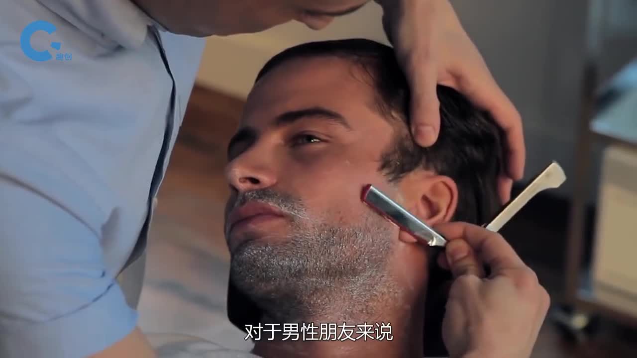 仅用几个铁皮做的剃须神器效果却惊艳众人刮胡子像割草