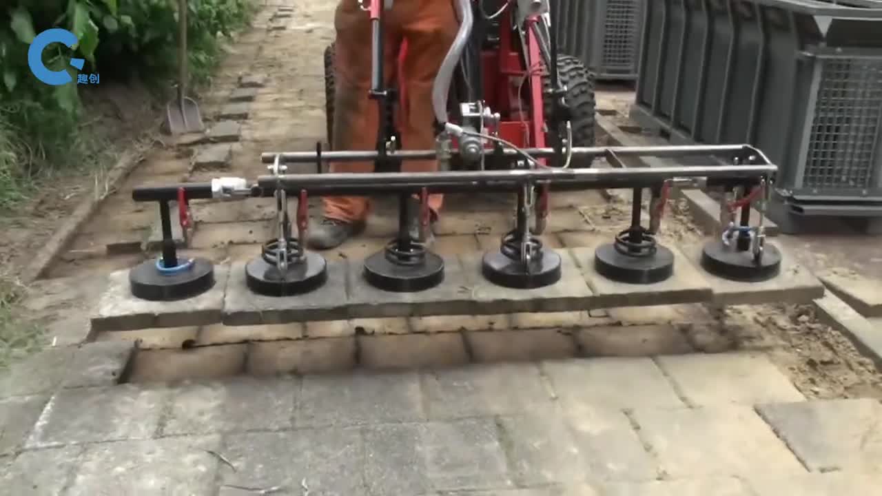 不可思议的砖头回收机控制马桶塞一按一提把砖头吸起来