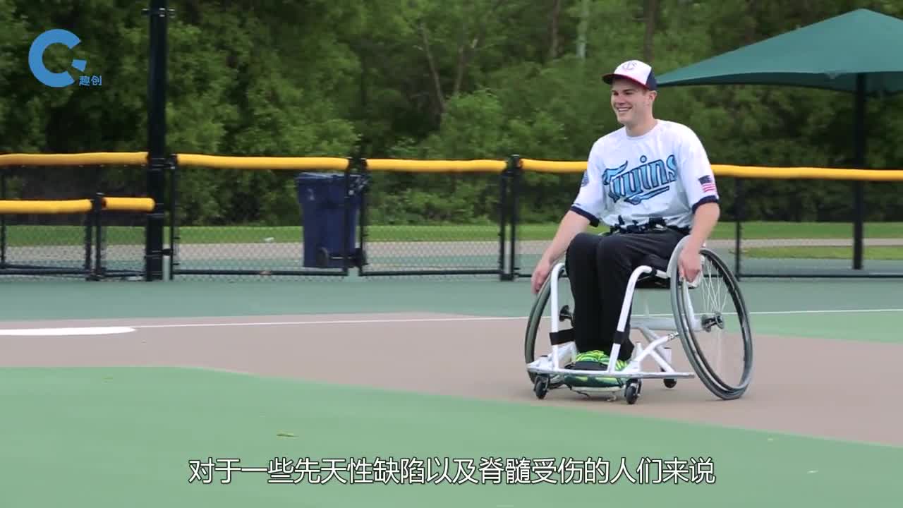 不可思议的机械外骨骼能让腿部残疾者站起来跟轮椅说拜拜