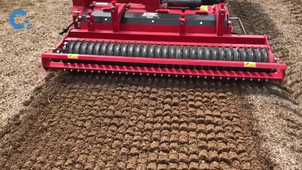 不可思议的反耕土壤翻新机小石头直接粉碎