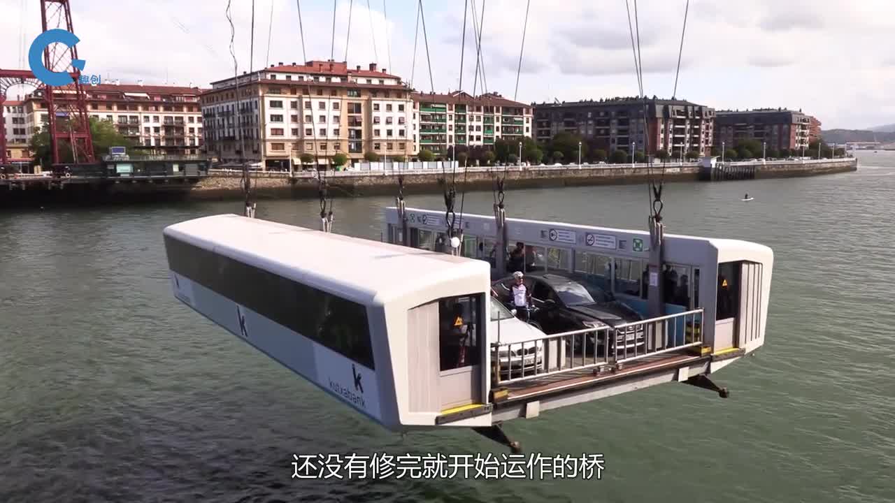 西班牙有一座桥只修了一小截就开始让汽车通行了这是为什么