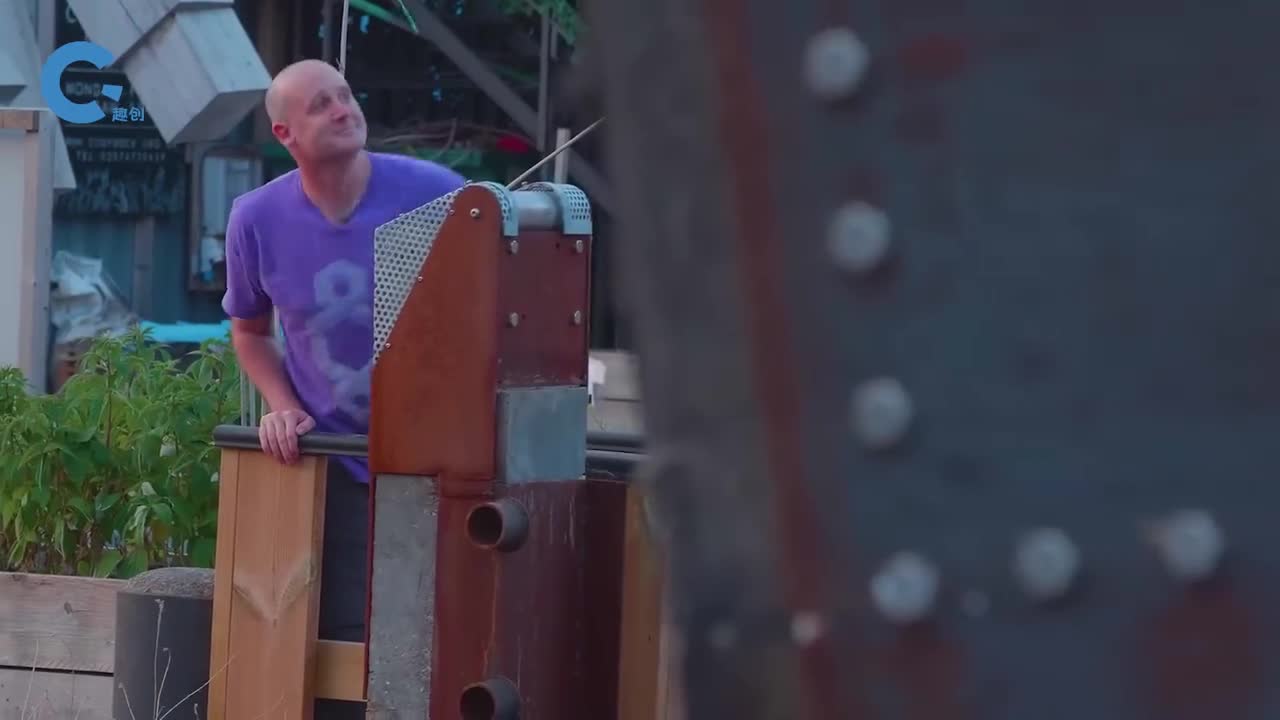 能翻滚180度的桥你见过吗转动20分钟绞盘便能完成形态转换