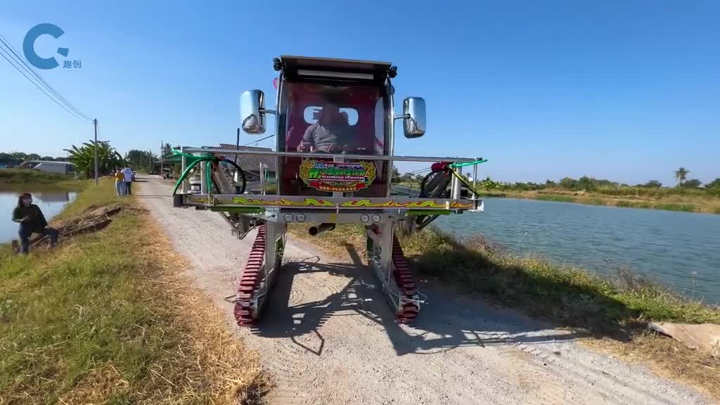 泰国发明水稻拖拉机三角形履带代替轮胎