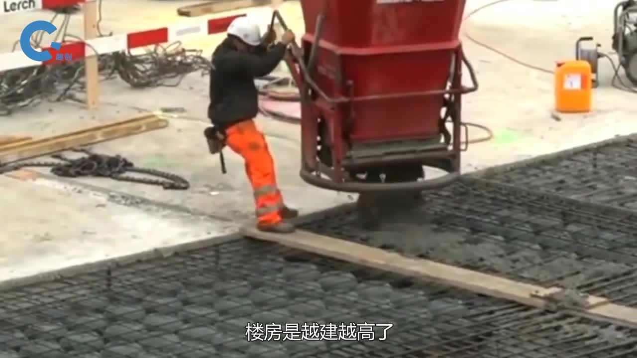 黑色圆饼是什么黑科技为什么盖房时要将其铺满整个房顶