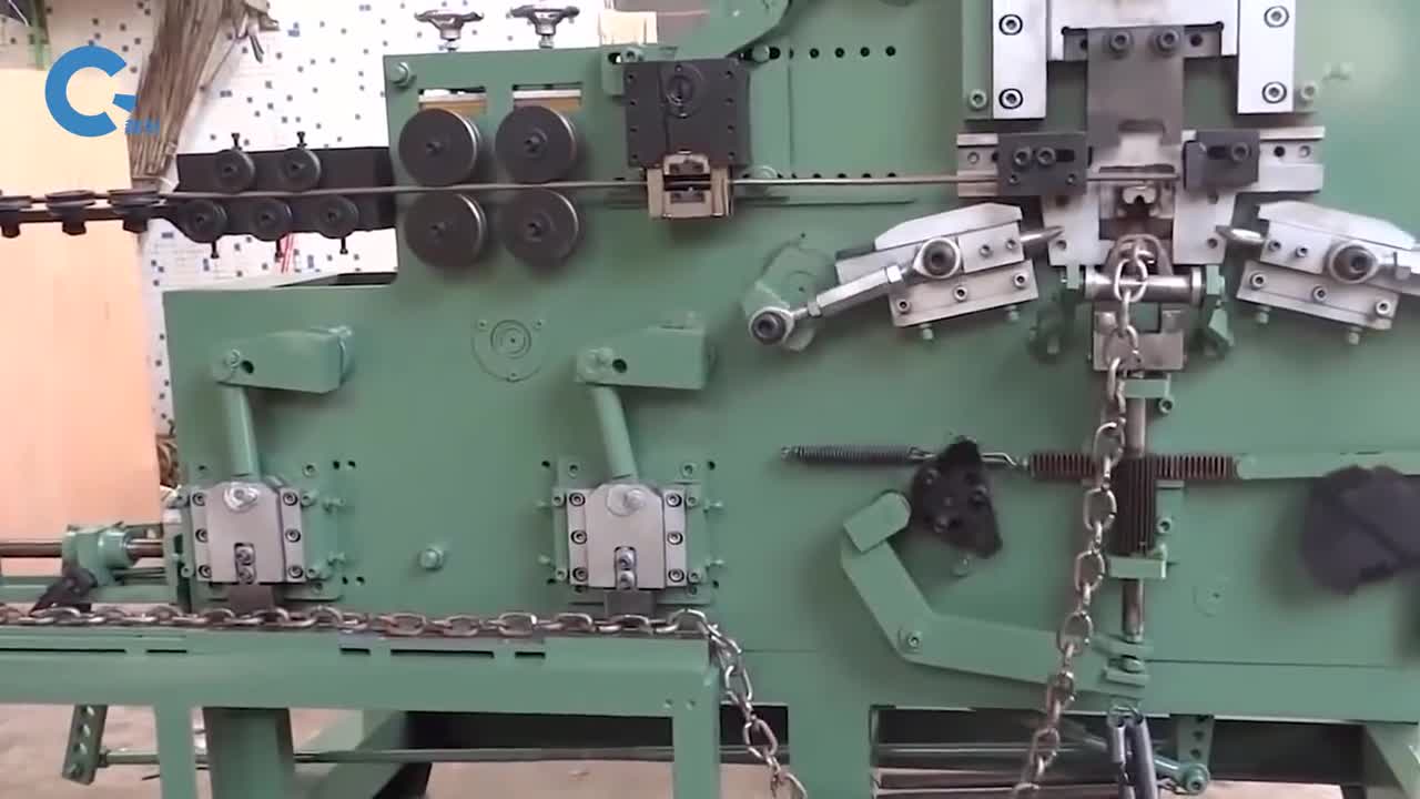 比胳膊还粗的铁链如何制造过程非常丝滑每一个步骤都是刚刚好