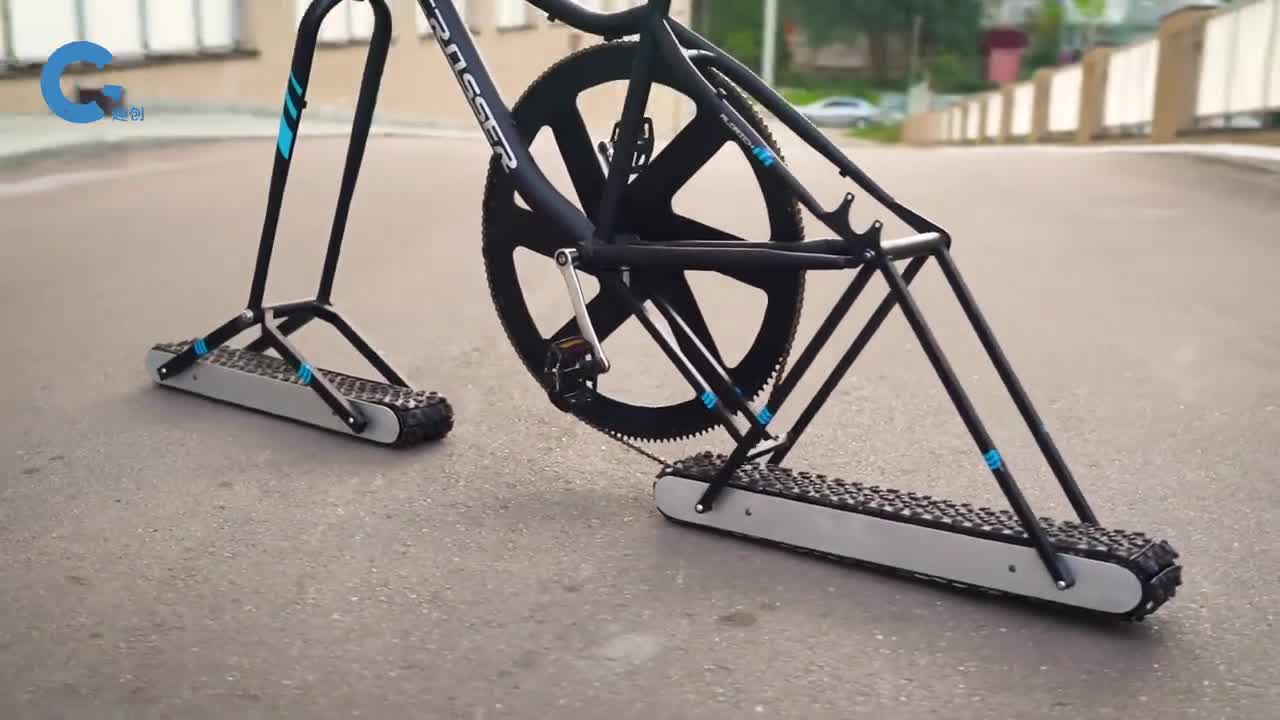 国外牛人发明直板轮胎自行车能平稳行驶在公路上