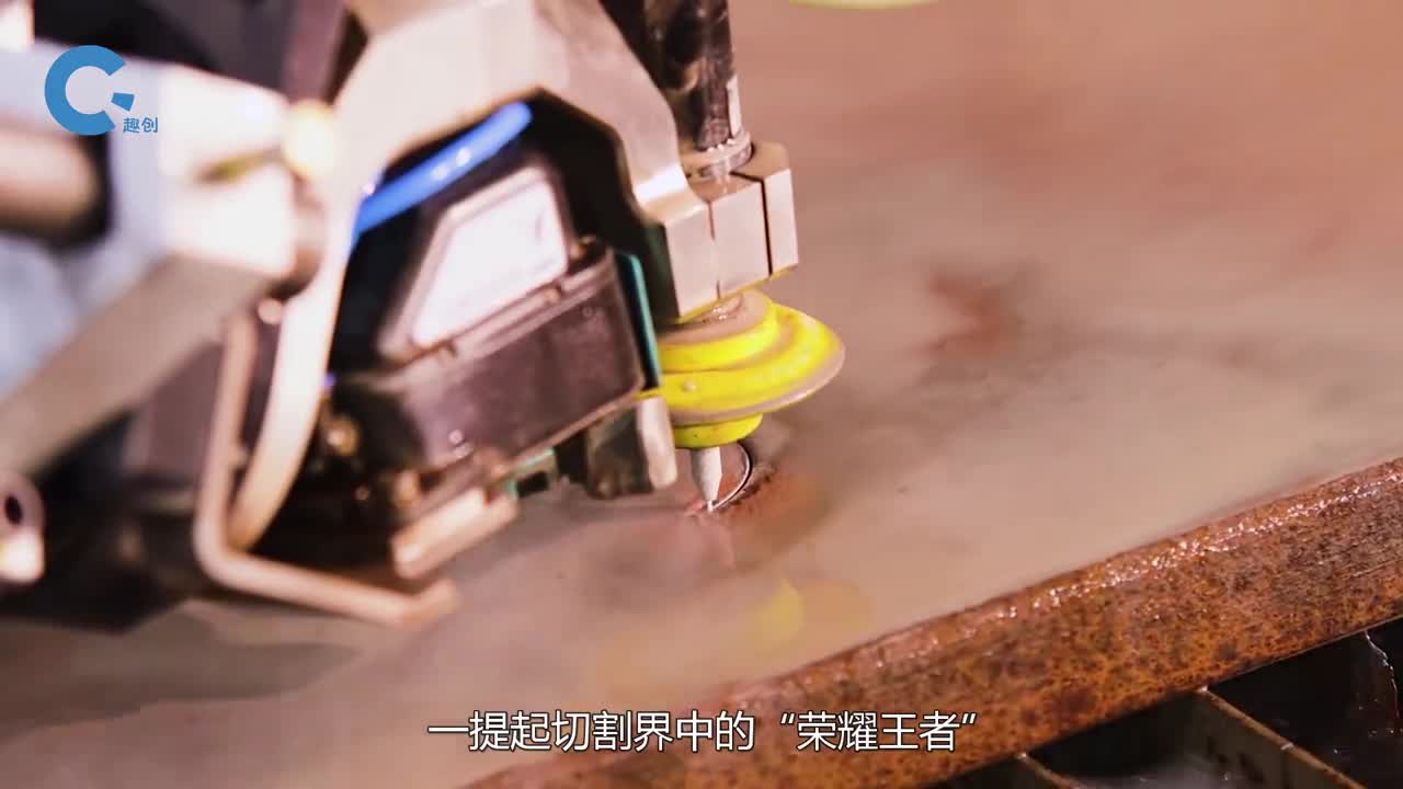 土豪老外用400兆帕水刀切割金乌龟网友有钱就可以为所欲为吗