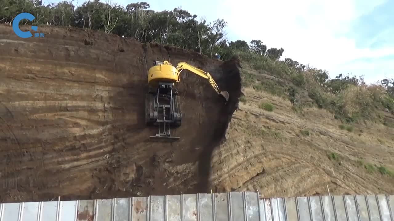 近90度的悬崖陡坡挖掘机是如何爬上去工作的
