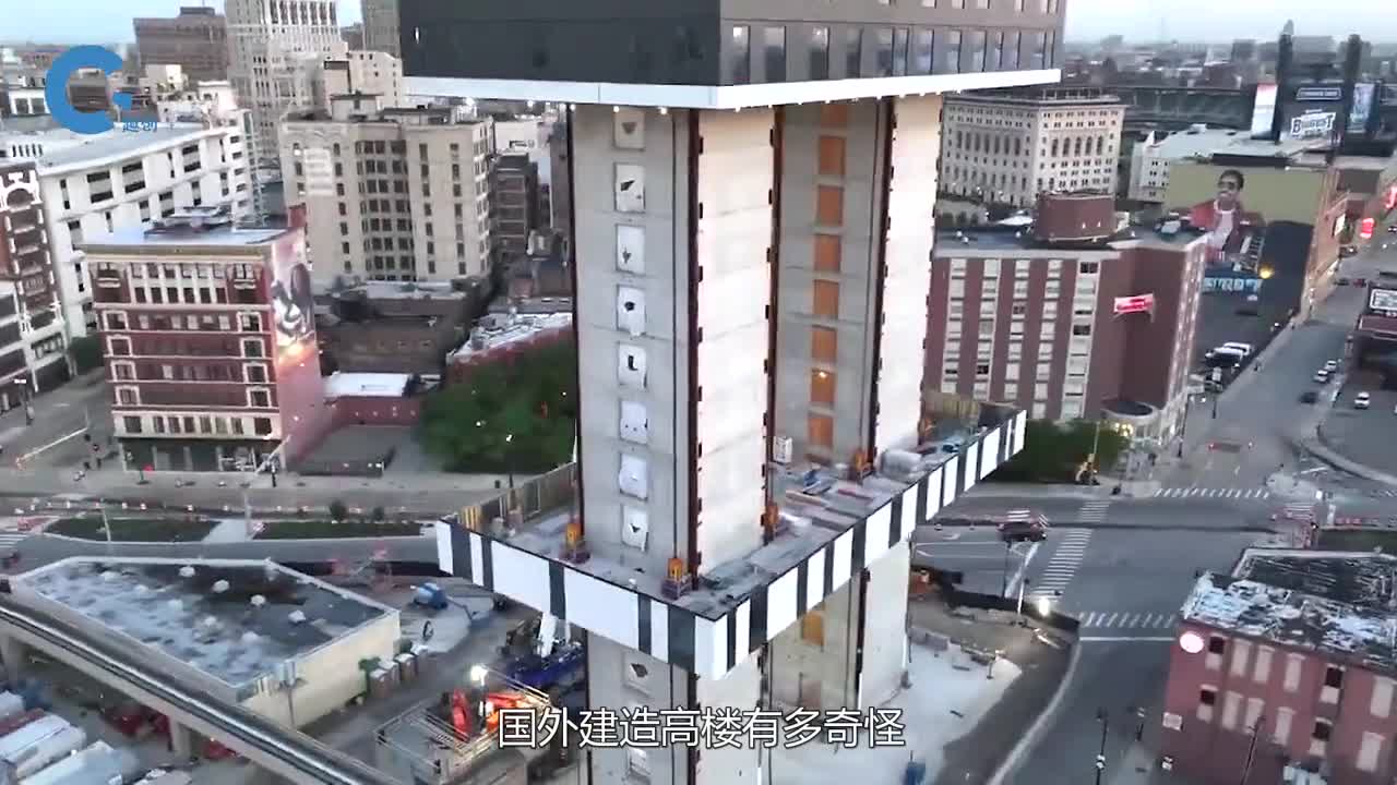 国外发明抬板法建造大楼一层层的抬升上去