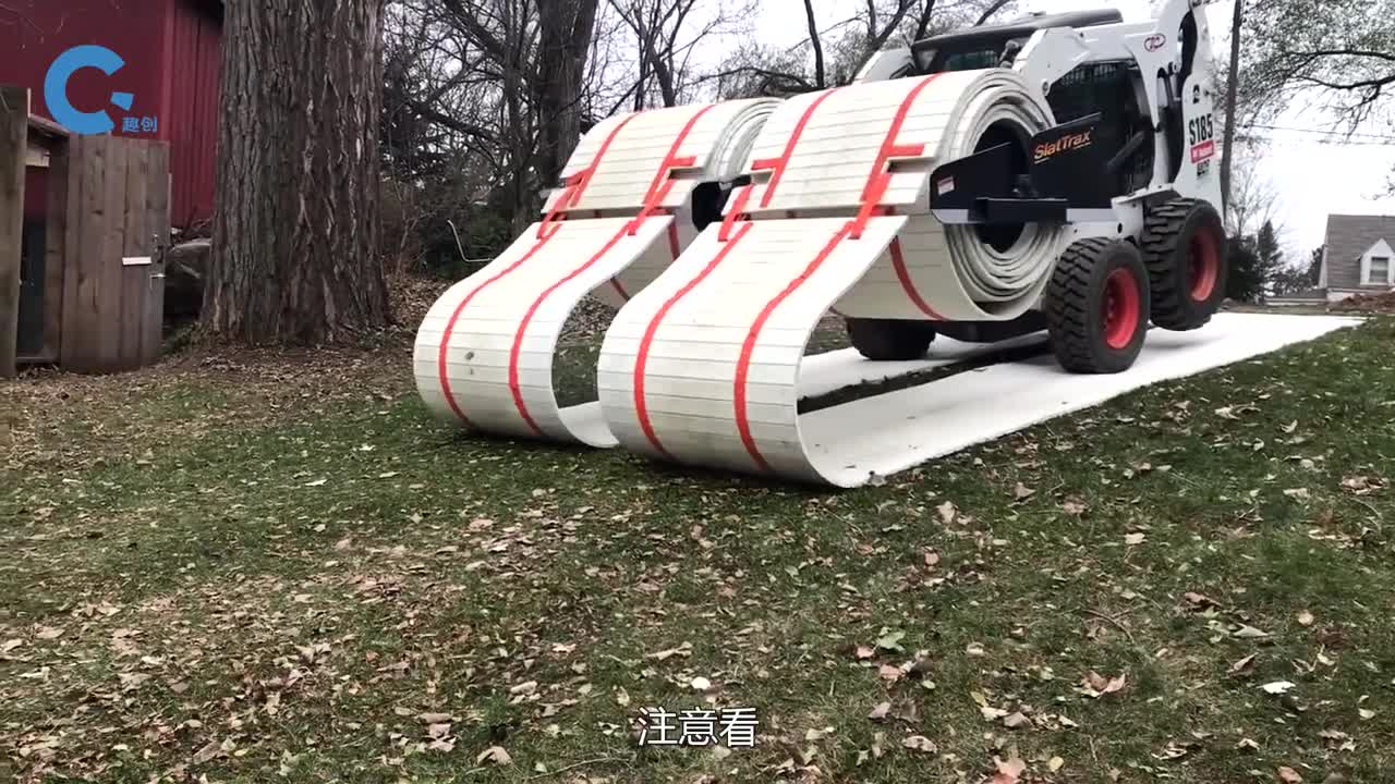 德国发明临时铺路机边走边铺