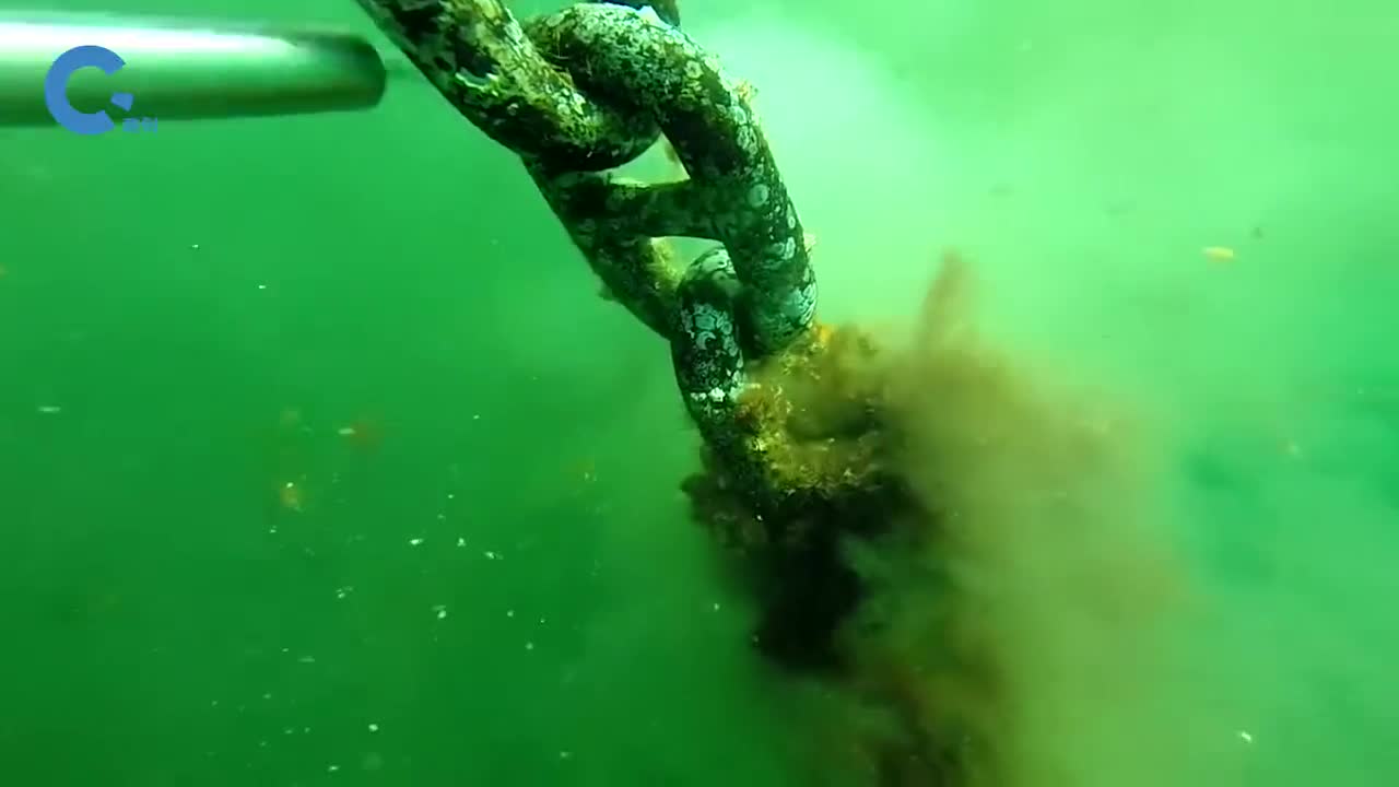 巨型轮船的锚链是如何清洗的一套高压可旋转喷嘴全搞定